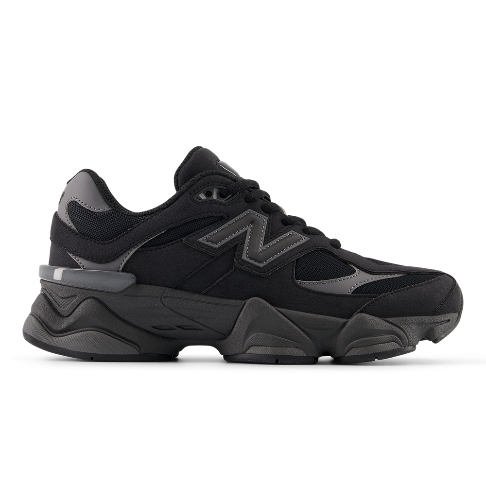 Detské topánky New Balance G90602QL – čierné