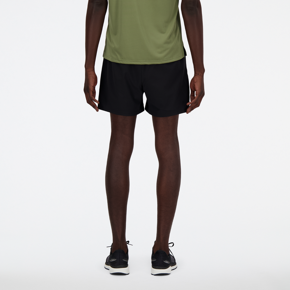 Pánske šortky New Balance MS41230BK – čierné