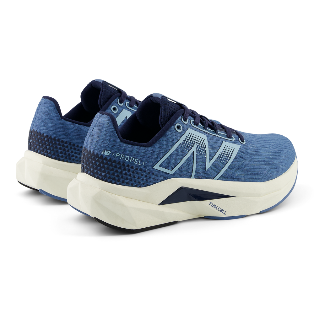 Dámske topánky New Balance FuelCell Propel v5 WFCPRLH5 – modré