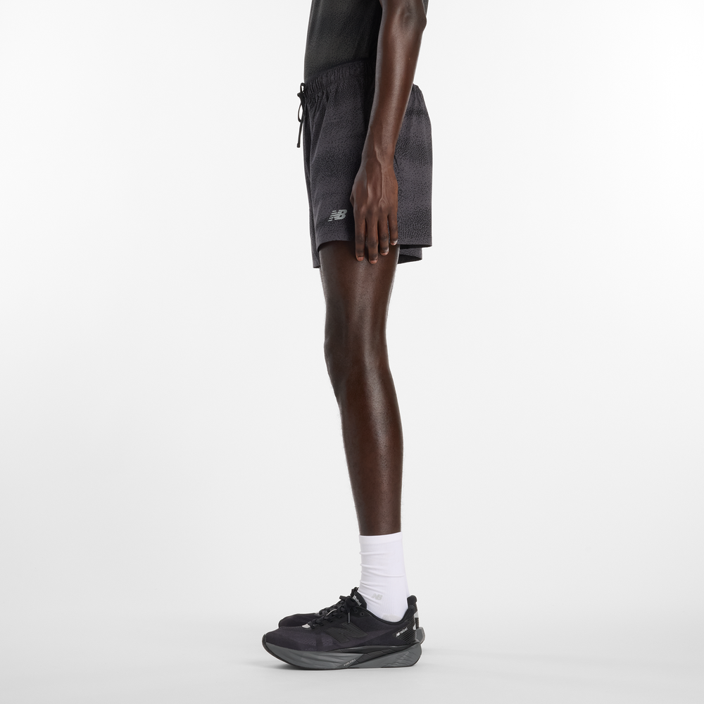 Pánske šortky New Balance MS43285BGR – čierné