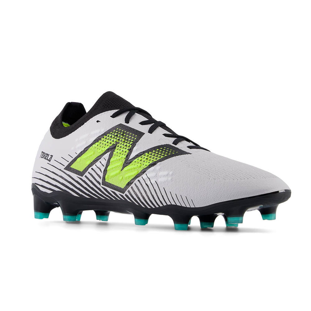 Pánske kopačky New Balance TEKELA MAGIA FG V4+ ST2FLH45 – biele