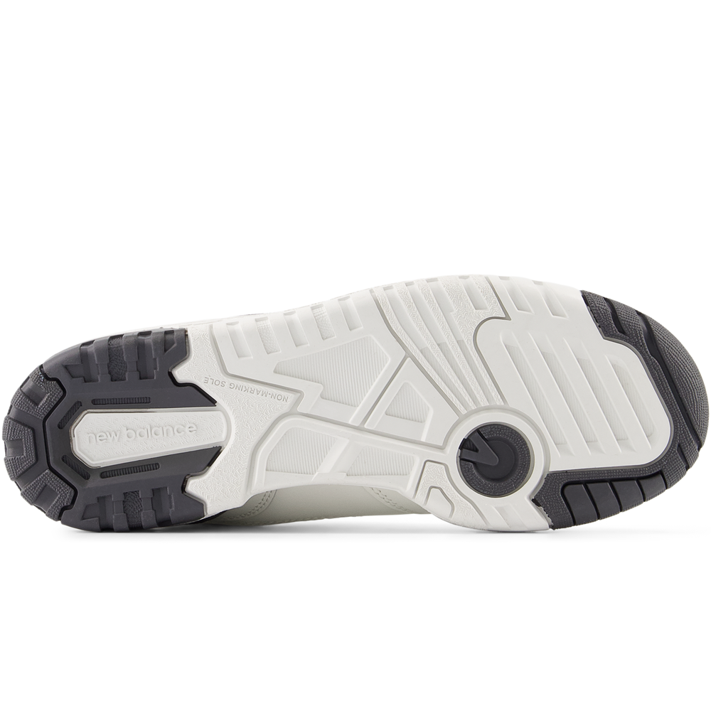 Detské topánky New Balance GSB550BH – biele
