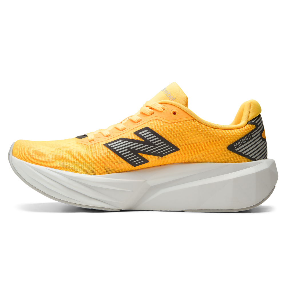 Dámske topánky New Balance FuelCell Rebel v5 WFCX2C3 – oranžová