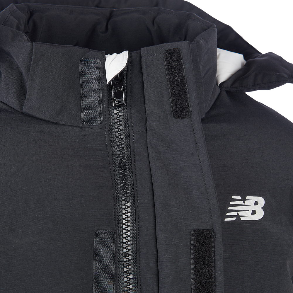 Detská bunda New Balance LAKB0287BK – čierné