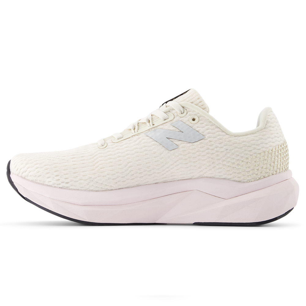 Dámske topánky New Balance FuelCell Propel v5 WFCPRCS5 – béžové