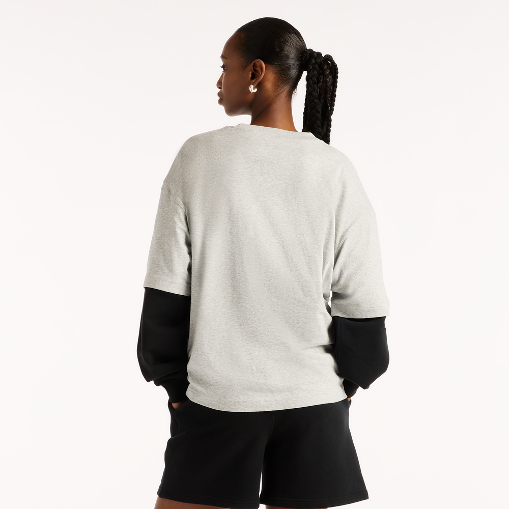 Dámske tričko New Balance Sport Oversized Graphic – sivé