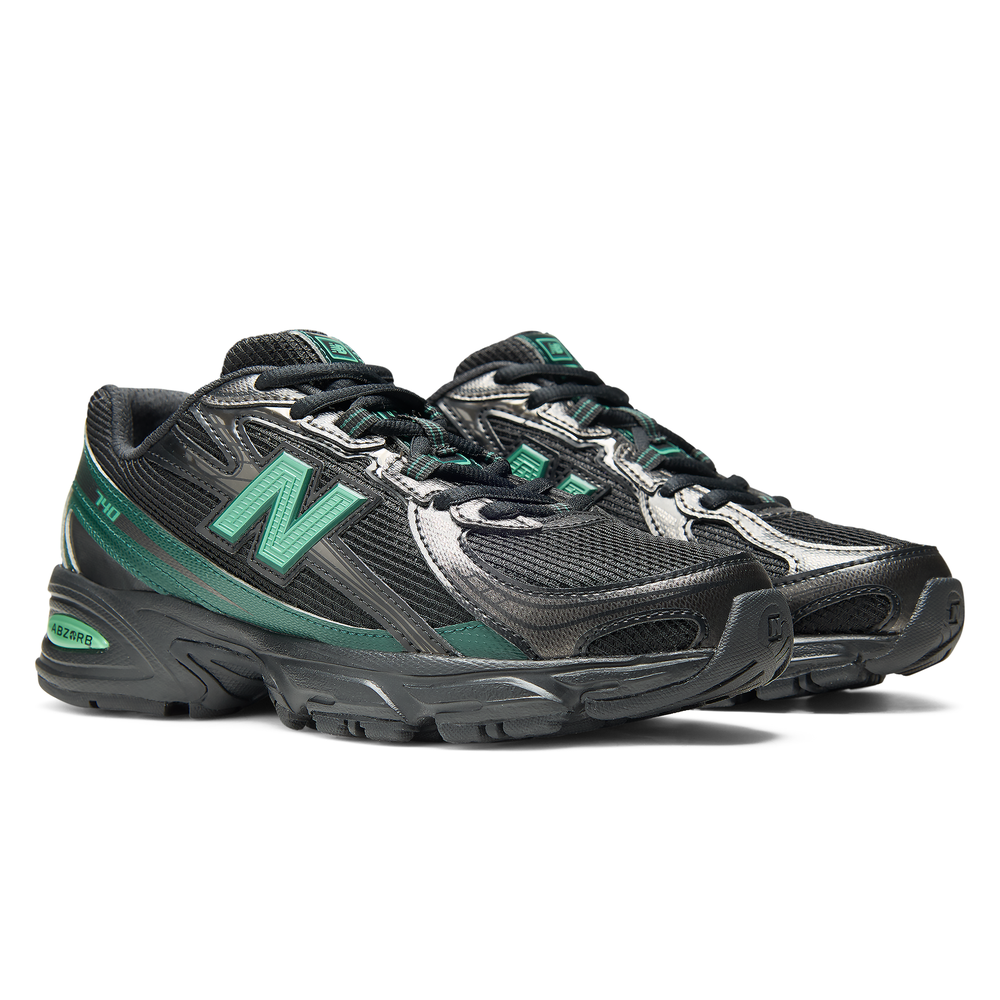 Detské topánky New Balance G7403J1 – čierné