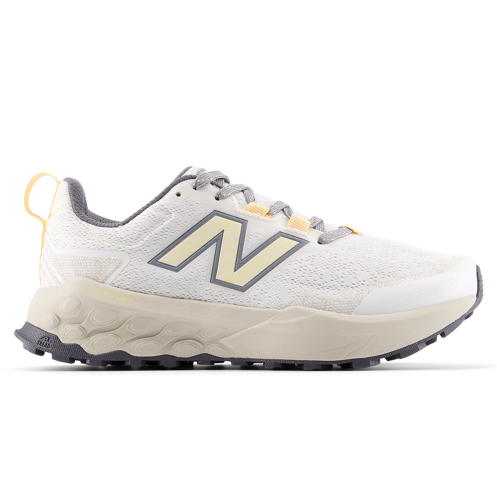 Dámske topánky New Balance Fresh Foam Garoé v2 WGARO5CP – béžové