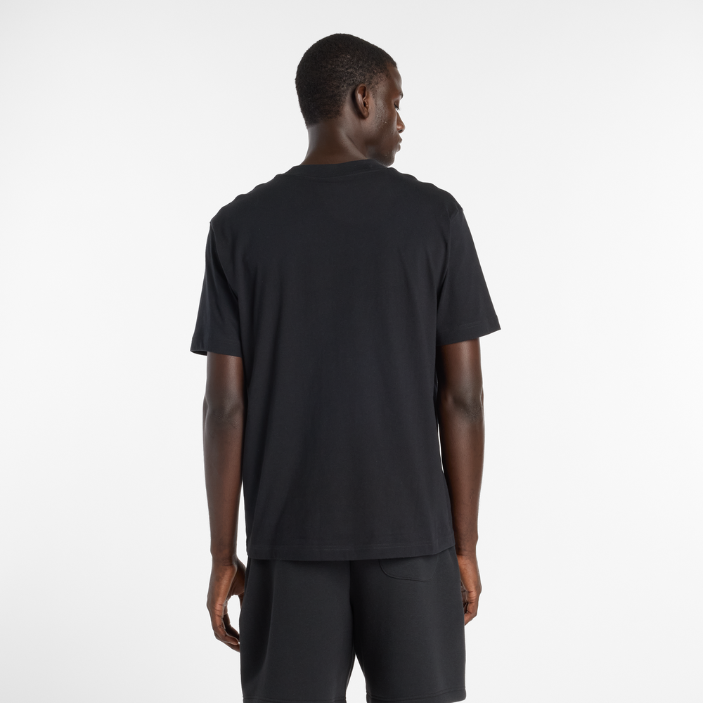 Pánske tričko New Balance Reimagined Graphic T-Shirt – čierné