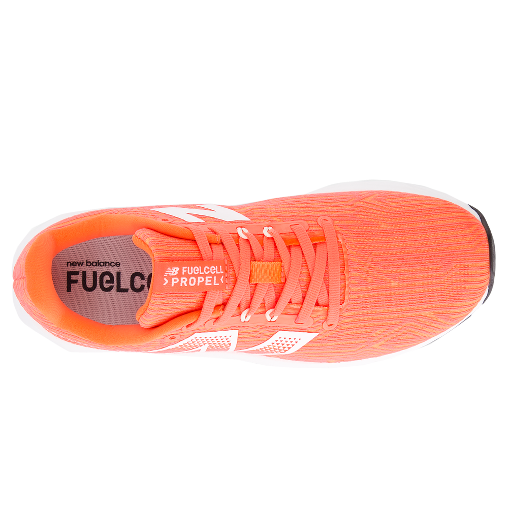 Dámske topánky New Balance FuelCell Propel v5 WFCPRCV5 – oranžová