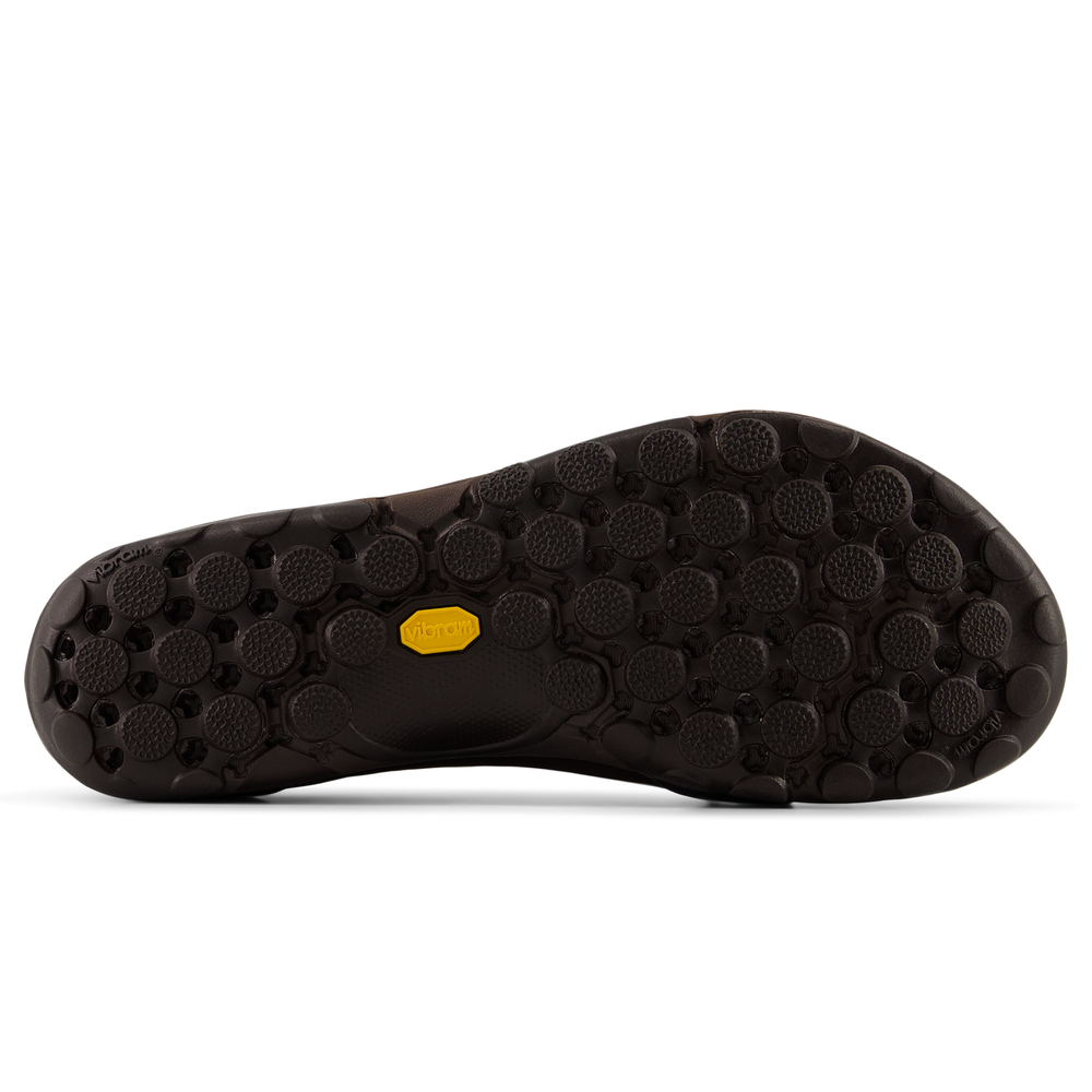 Unisex topánky New Balance Minimus MT10T7OV – hnedá