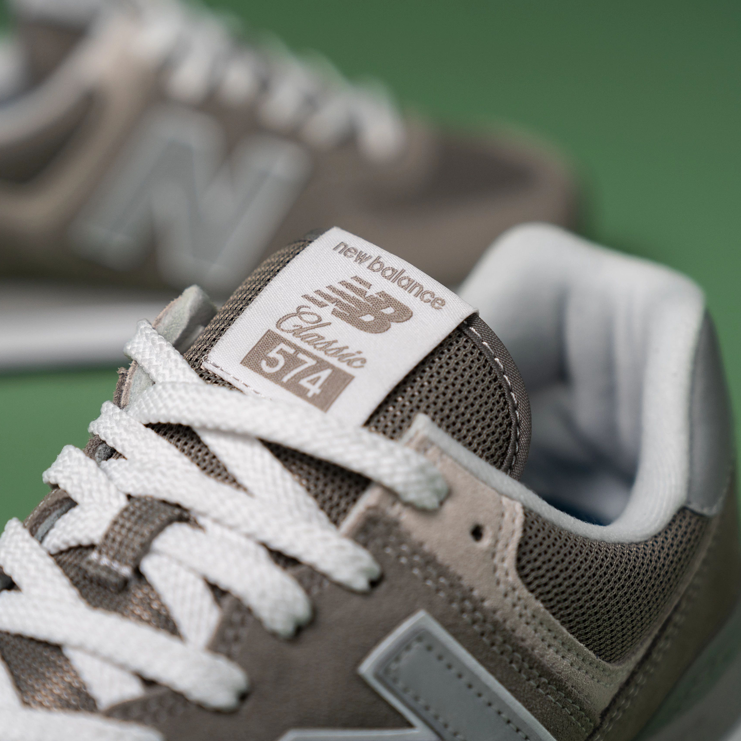 Dámské topánky New Balance WL574EVB – čierné