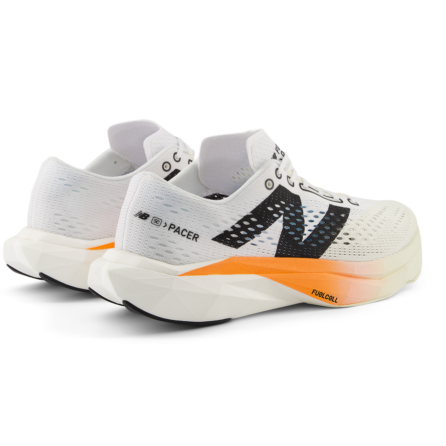 Pánske topánky New Balance FuelCell SuperComp Pacer v2 MFCRRCH2 – biele