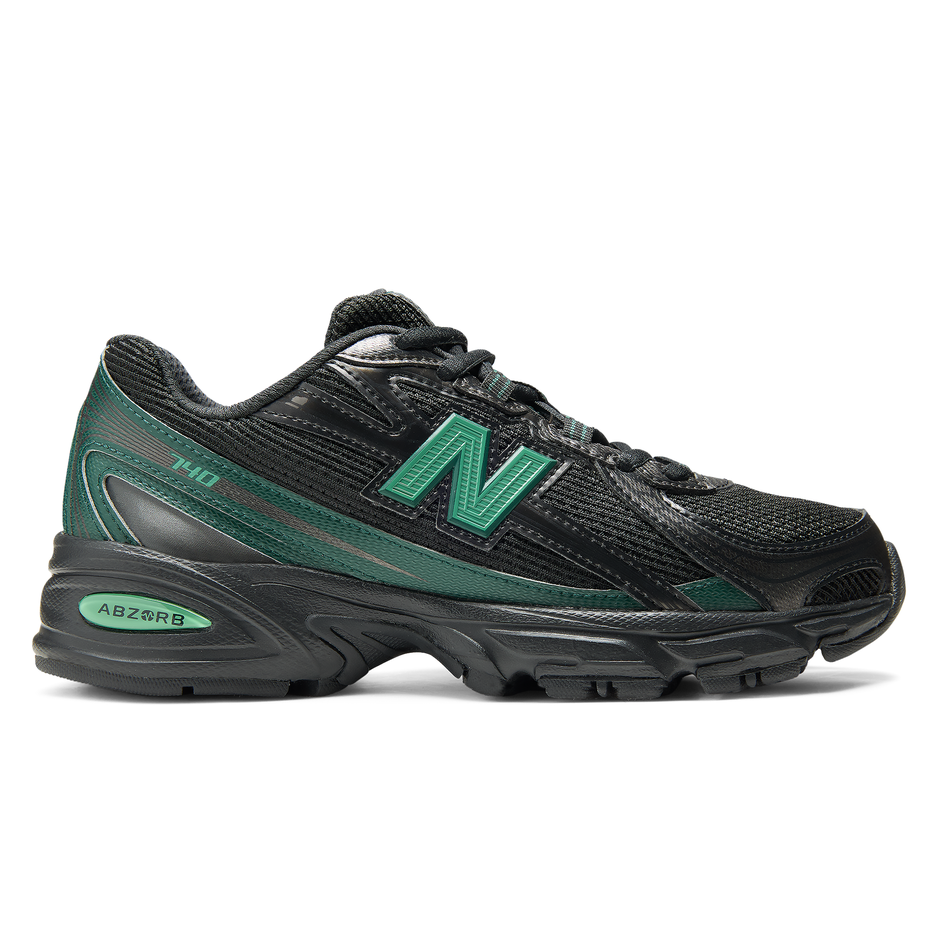 Detské topánky New Balance G7403J1 – čierné