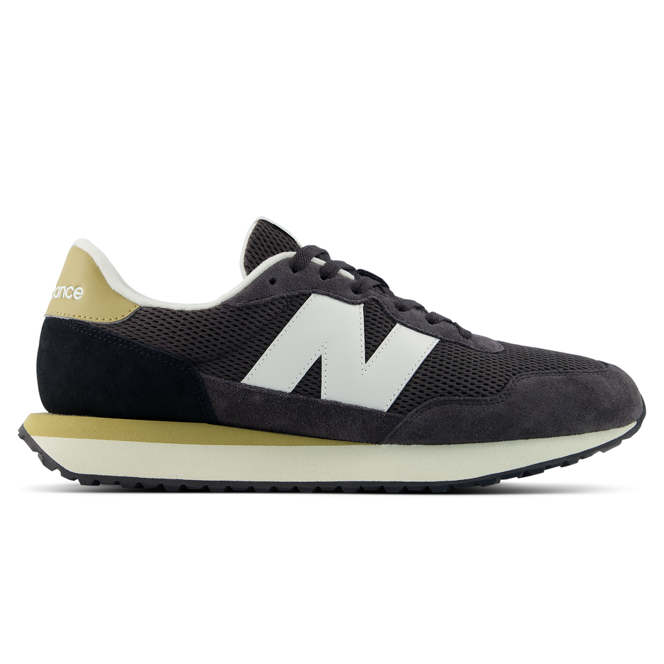 Pánske topánky New Balance M2375RS – čierné