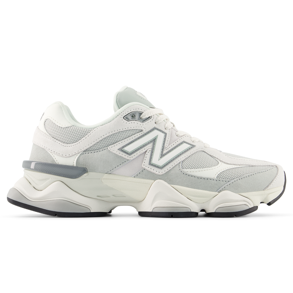 Unisex topánky New Balance U90602FM – sivé