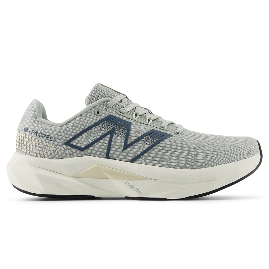 Pánske topánky New Balance FuelCell Propel v5 MFCPR3IB – sivé