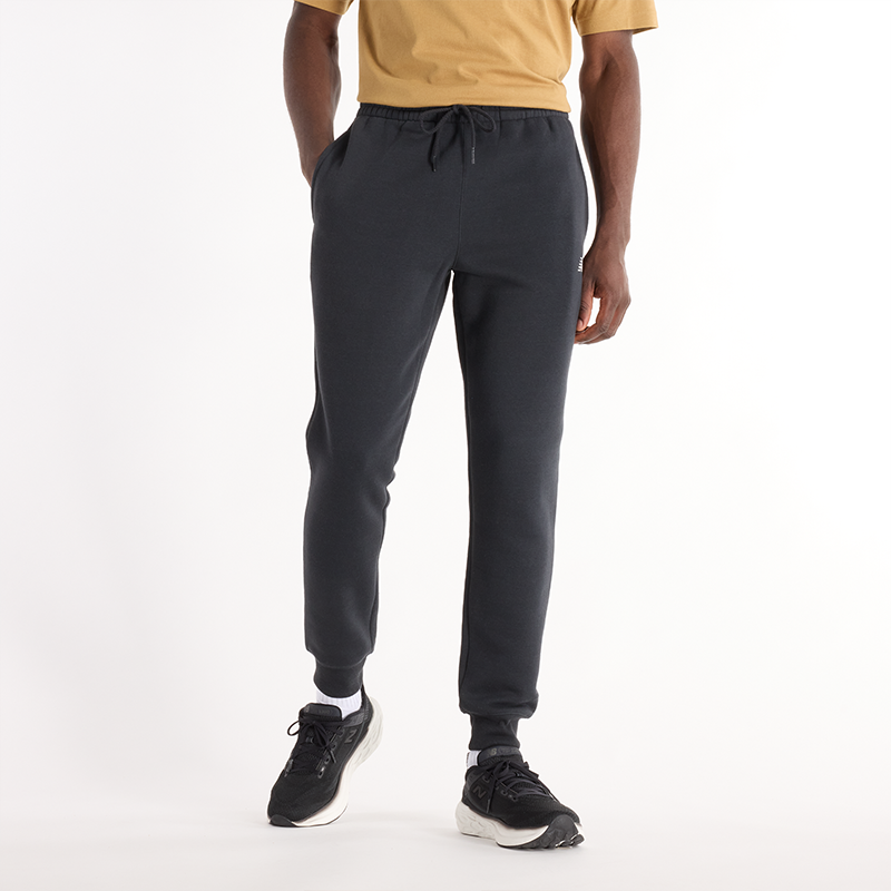 

Pánske nohavice New Balance MP43904BK – čierné
