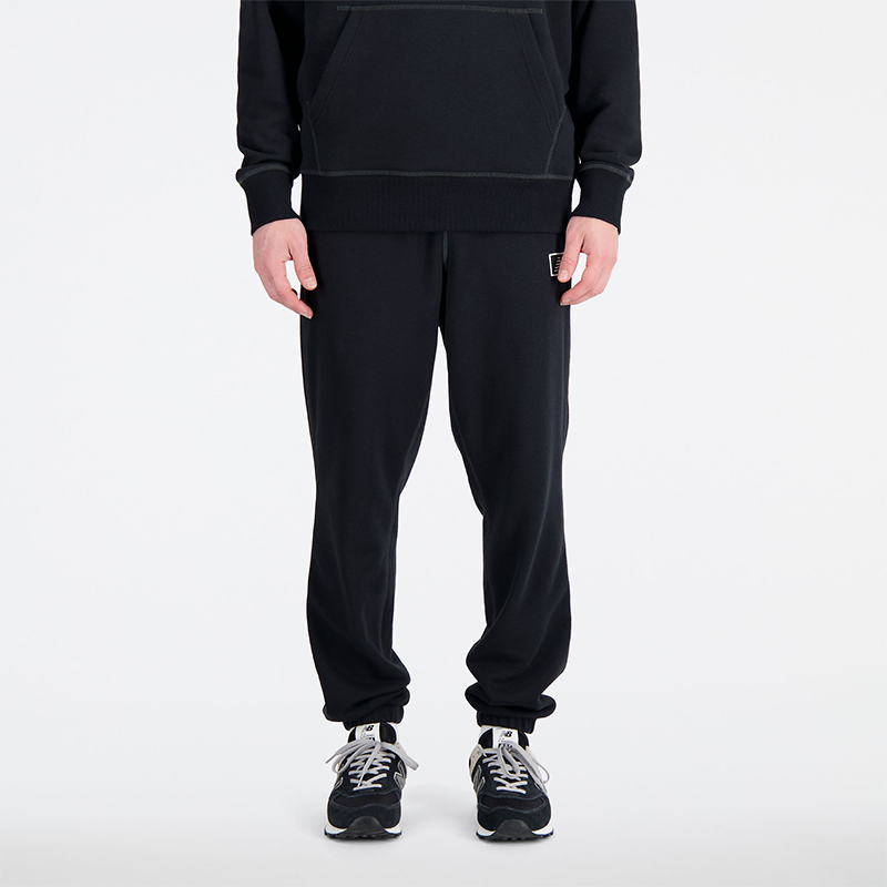 

Pánske nohavice New Balance MP33509BK – čierne