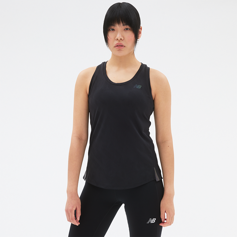 

Dámske tričko New Balance WT23280BK – čierne
