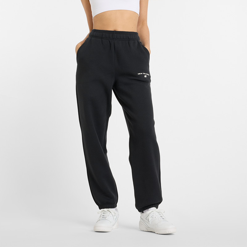 

Dámske nohavice New Balance WP51500BK – čierné