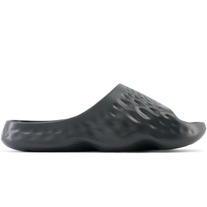 

Pánske šľapky New Balance SUFHUPK3 – čierne