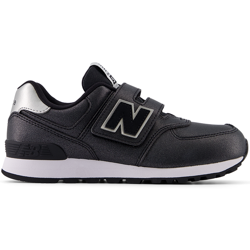 

Detské topánky New Balance PV574FM – čierné