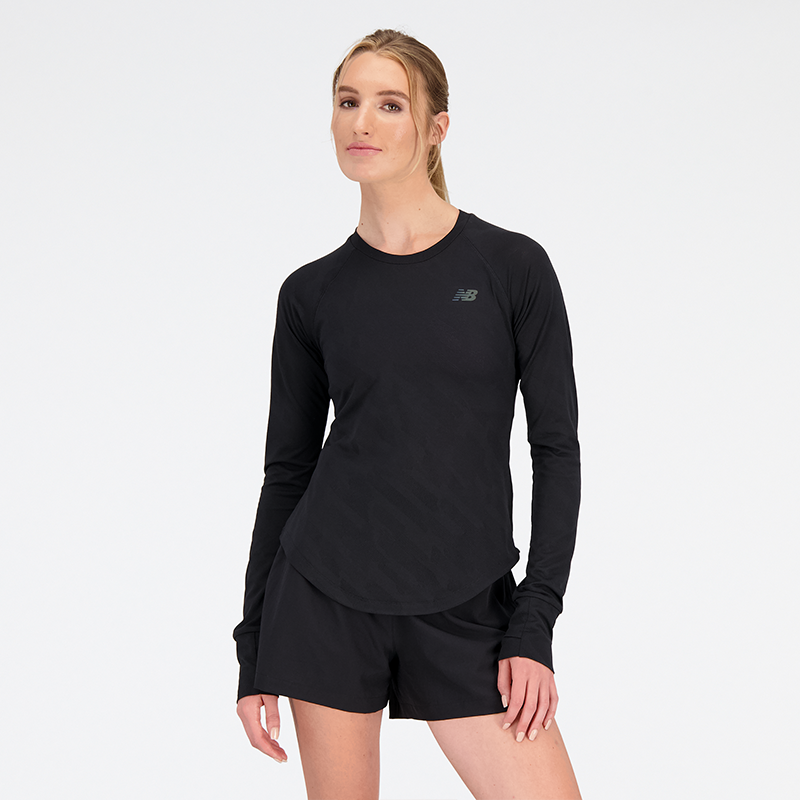 

Dámske tričko New Balance WT31282BK – čierne