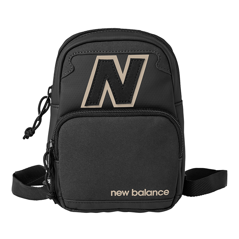 

Ľadvinka New Balance LAB23029BKK – čierne
