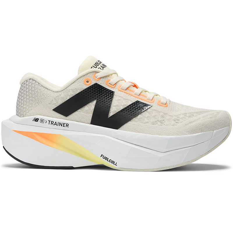 

Dámske topánky New Balance FuelCell SuperComp Trainer v3 WRCXCA4 – béžové