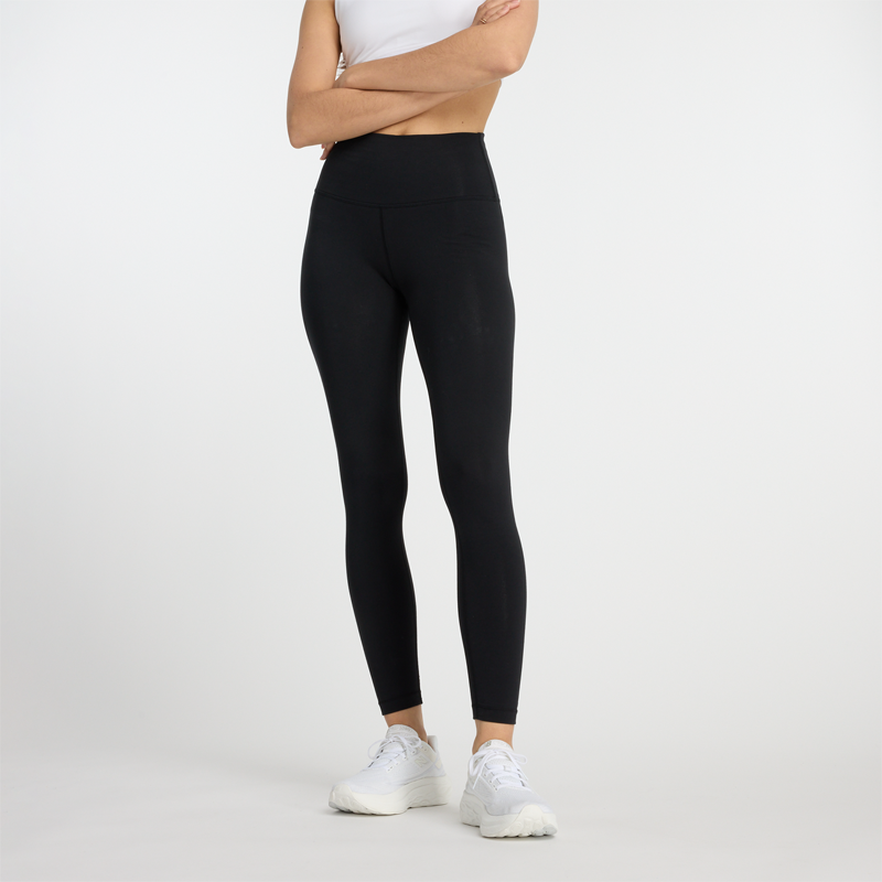 

Dámske nohavice New Balance WP41501BK – čierne