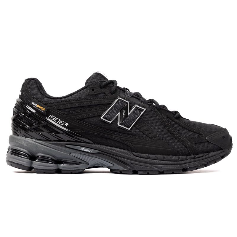 

Pánske topánky New Balance M1906RCW – čierne
