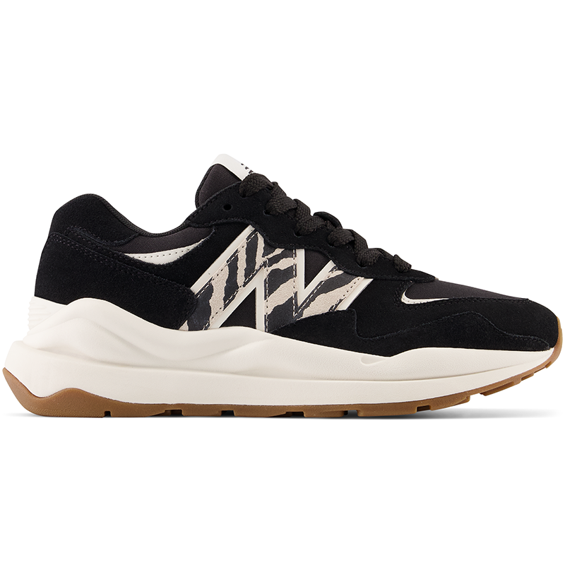 

Dámske topánky New Balance W5740APA – čierne