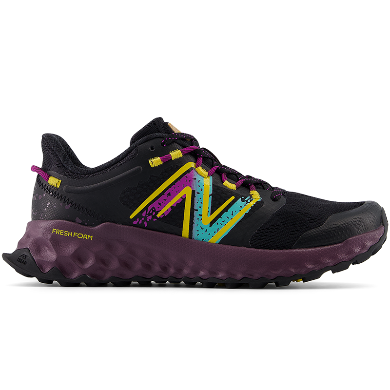 

Dámske topánky New Balance Fresh Foam Garoé WTGAROF1 – čierné
