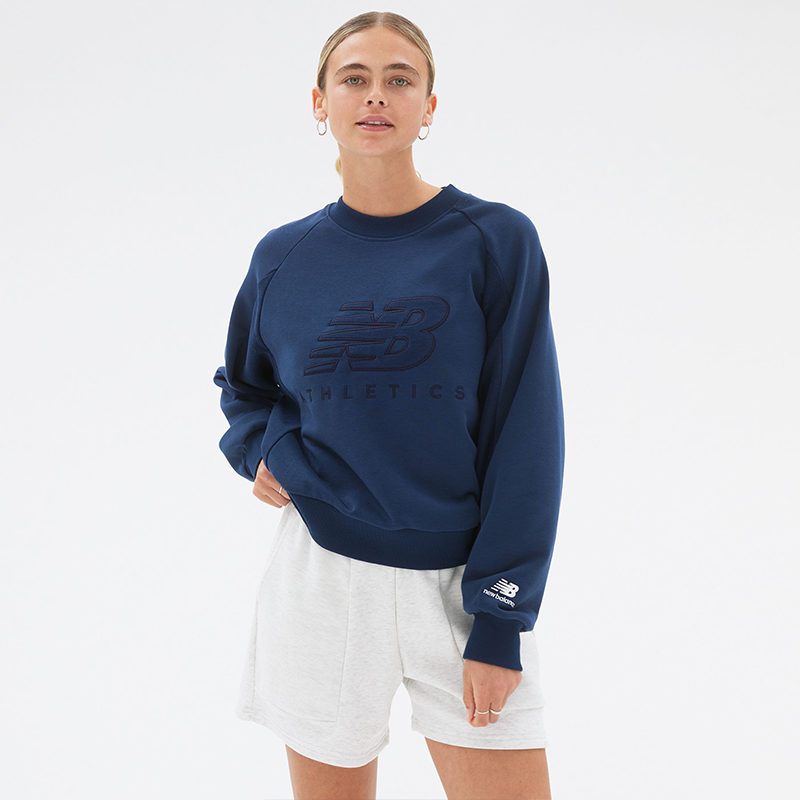 

Dámska mikina New Balance WT23501NGO – tmavomodrá