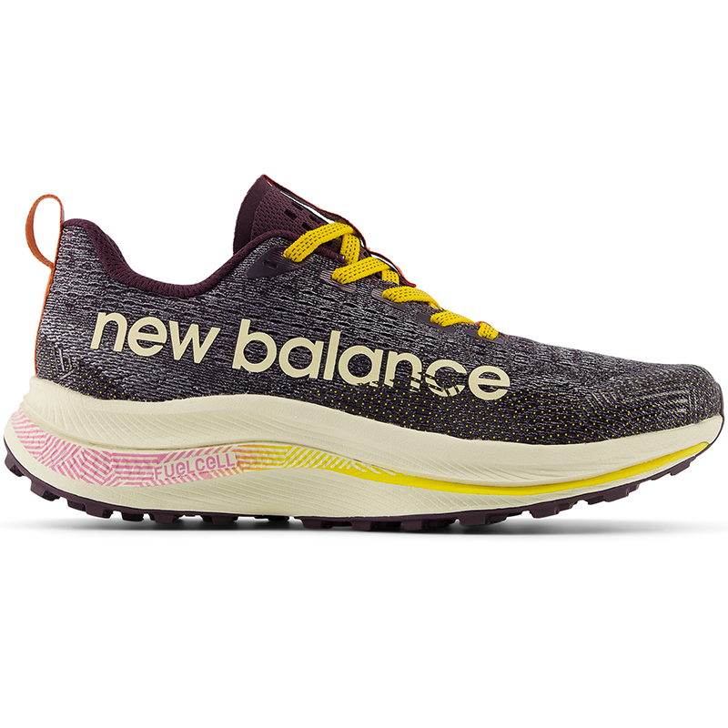 

Dámske topánky New Balance FuelCell SuperComp Trail WTTRXCM1 – viacfarebné