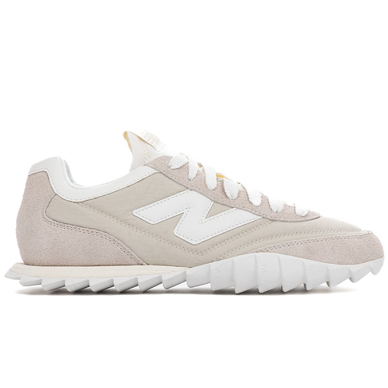 

Unisex topánky New Balance URC30ET – béžové