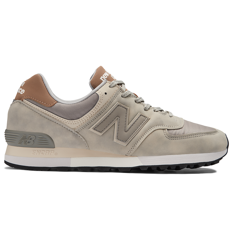 

Pánske topánky New Balance OU576GT – béžové