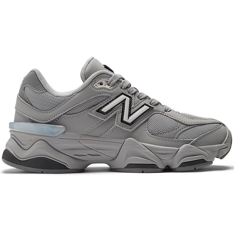 

Detské topánky New Balance GC9060GB – sivé
