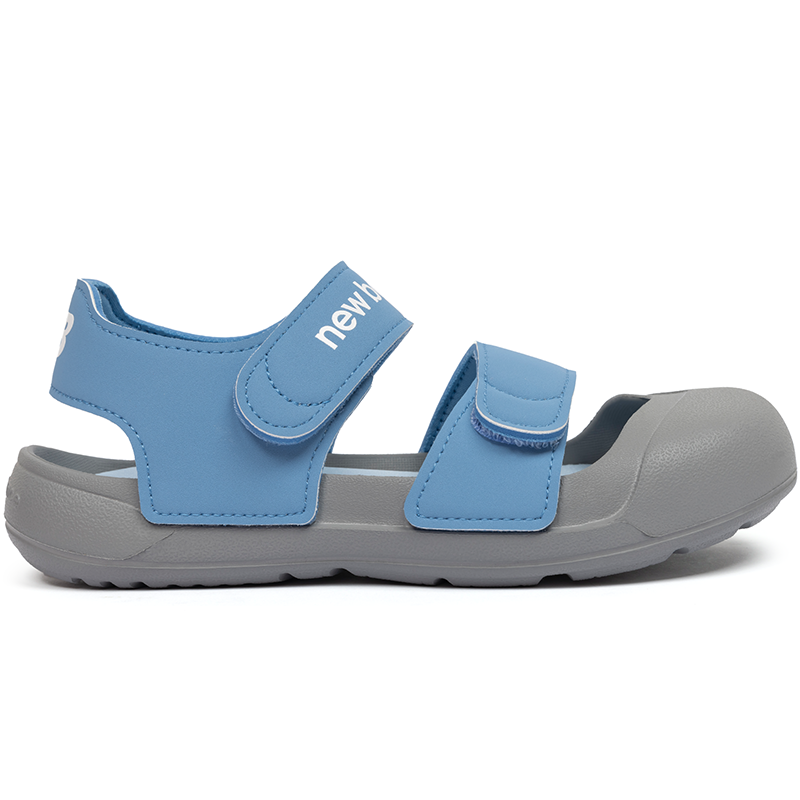 

Detské sandále New Balance SYA809R3 – modré